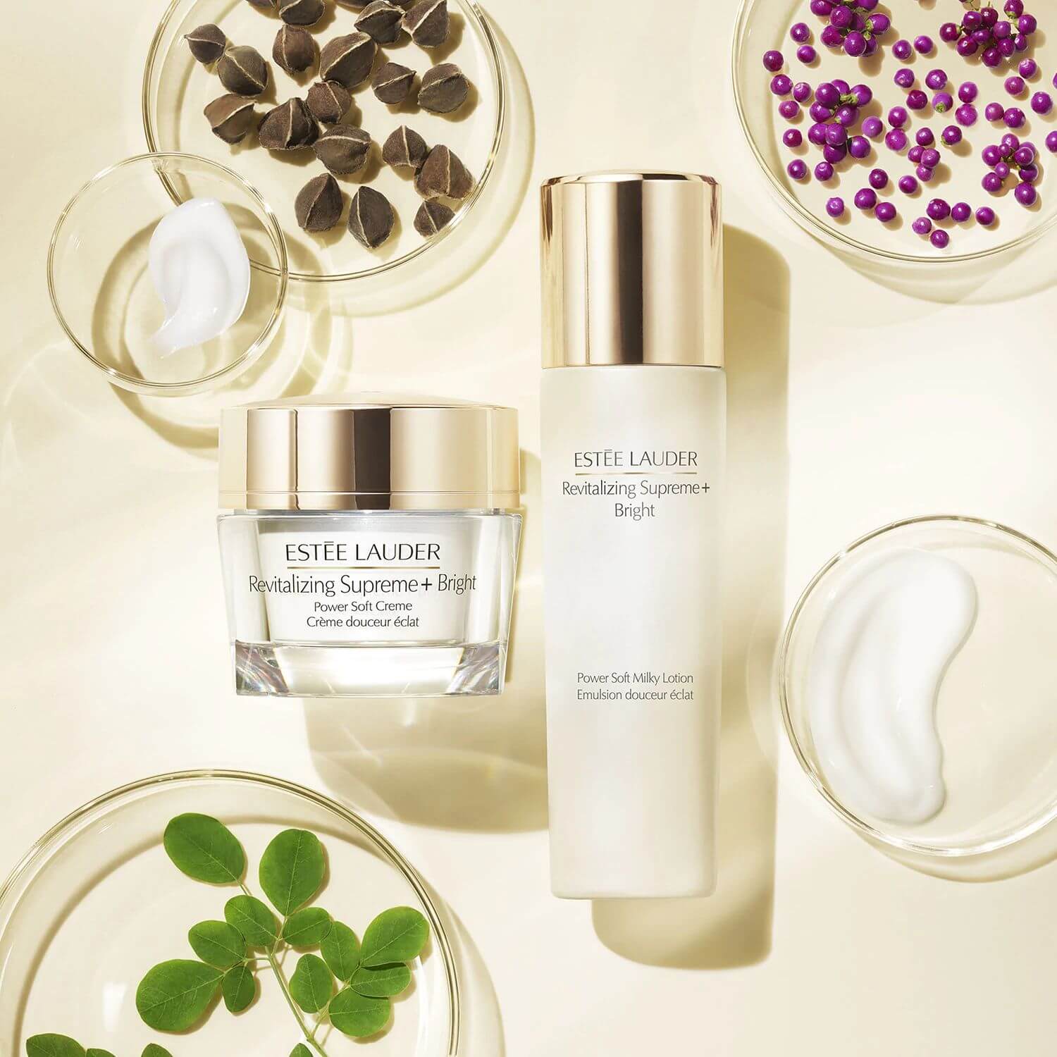 estee lauder resilience supreme bright power soft creme ,Estee Lauder, Estee Lauder Resilience Multi-Effect Tripeptide Face And Neck Crème, Estee Lauder Resilience Multi-Effect Tripeptide Face And Neck Crème รีวิว, Estee Lauder Resilience Multi-Effect Tripeptide Face And Neck Crème ราคา, Estee Lauder Resilience Multi-Effect Tripeptide Face And Neck Crème SPF 15/PA+++, Estee Lauder Resilience Multi-Effect Tripeptide Face And Neck Crème SPF 15/PA+++ 15 ml., Estee Lauder Resilience Multi-Effect Tripeptide Face And Neck Crème SPF 15/PA+++ 15 ml. ครีมที่มอบผลลัพธ์ให้ผิวแลดูเปล่งปลั่ง นุ่มนวล และแข็งแรงขึ้น